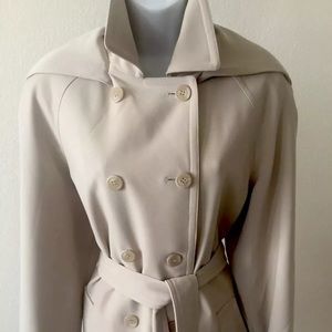Rainshedder Women's Beige Trench Coat Size 10